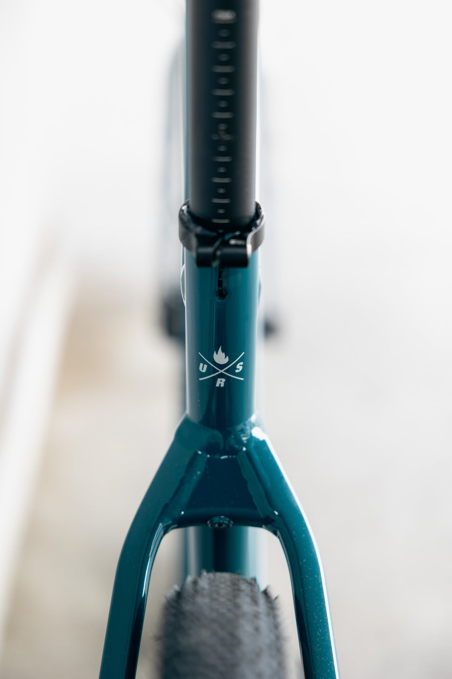 BMC URS AL TWO GREEN WHITE TG L