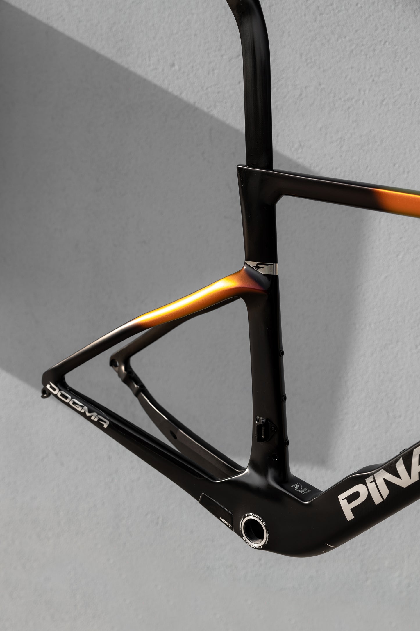 KIT TELAIO PINARELLO DOGMA F_BLK / ORG_TG 54