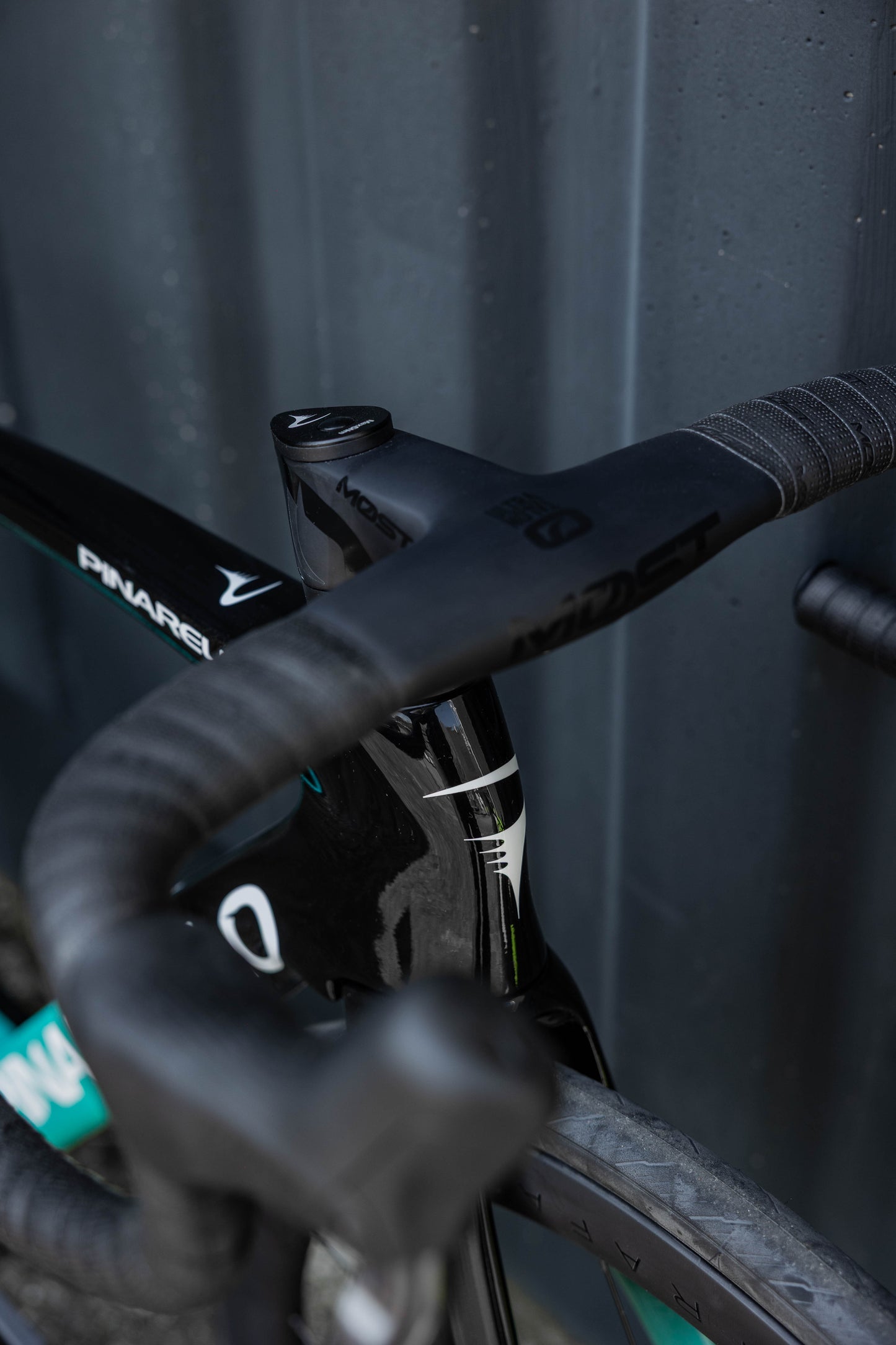 PINARELLO F7 ULTEGRA DI2 - 51,5 - TURQUOISE BLACK