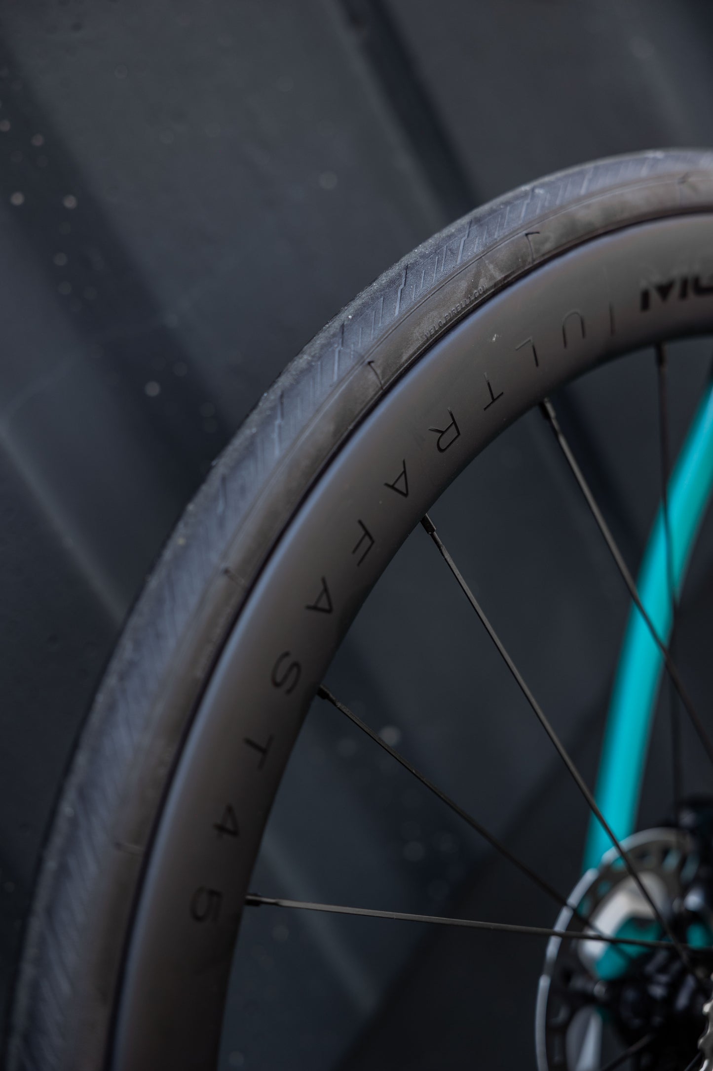 PINARELLO F7 ULTEGRA DI2 - 51,5 - TURQUOISE BLACK