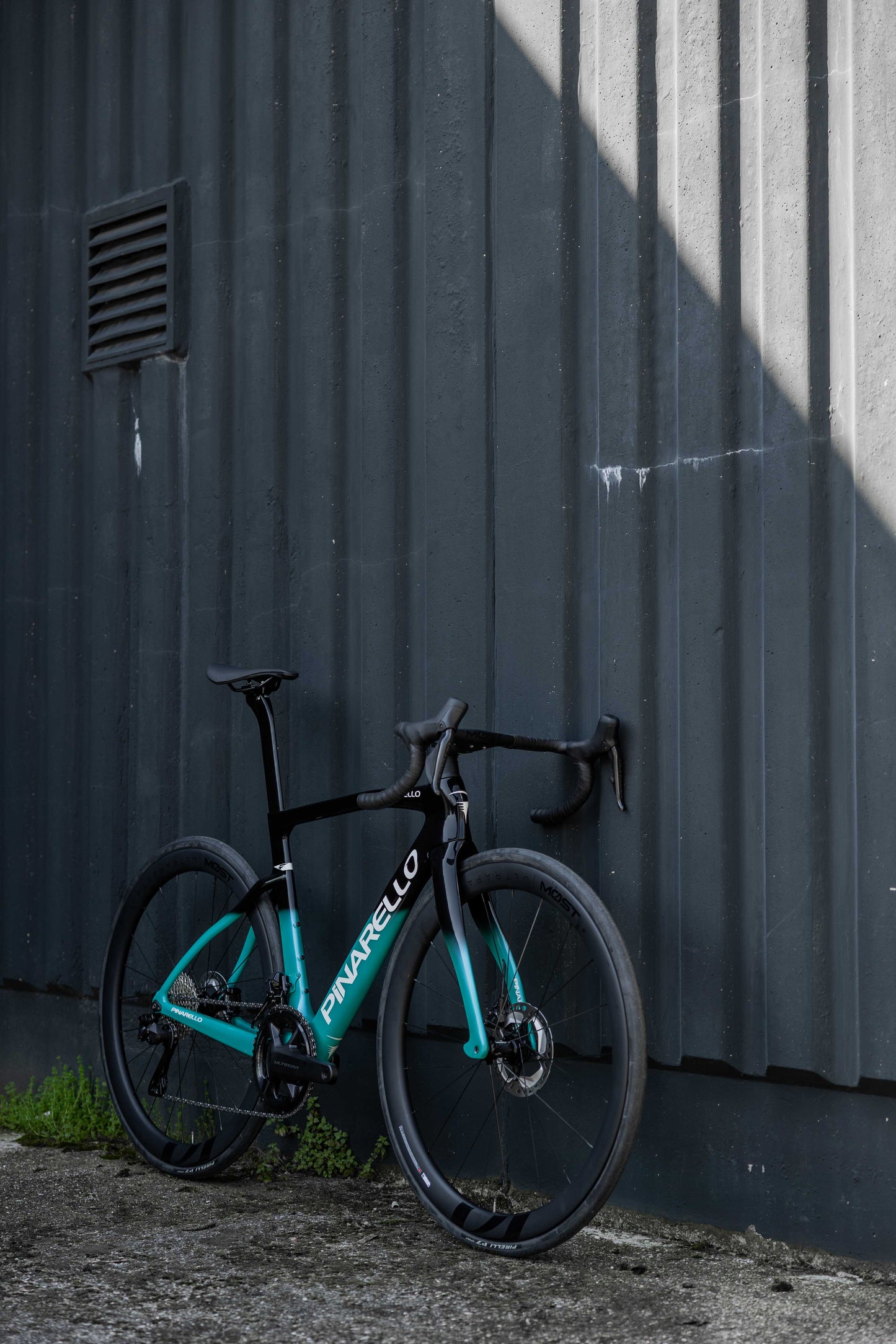 PINARELLO F7 ULTEGRA DI2 - 51,5 - TURQUOISE BLACK