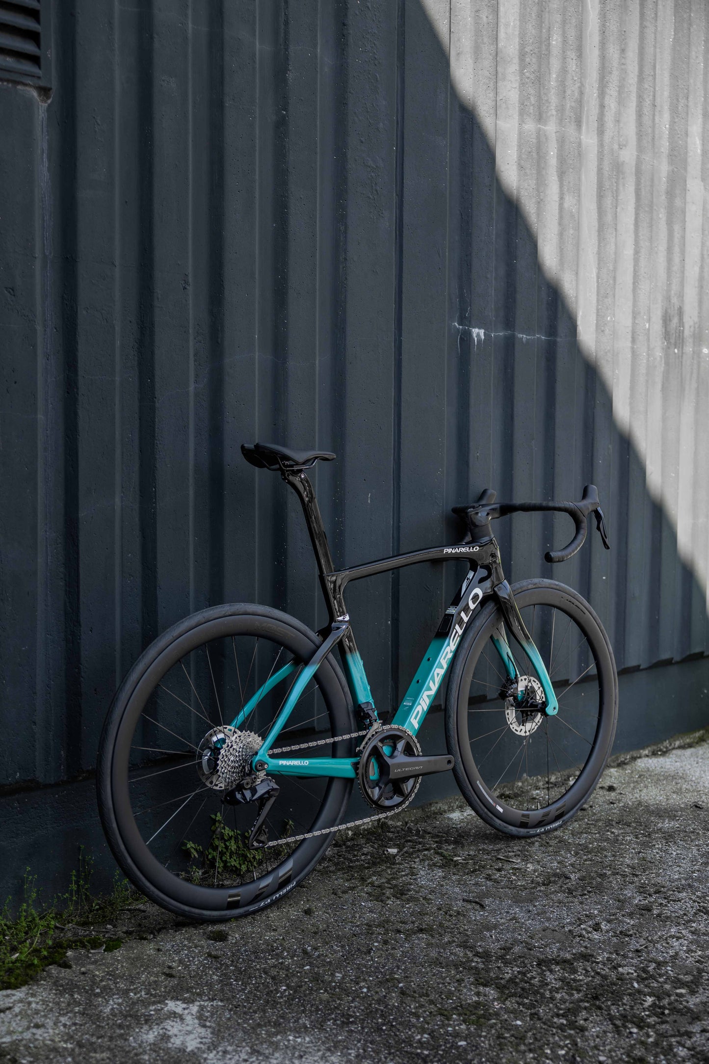 PINARELLO F7 ULTEGRA DI2 - 51,5 - TURQUOISE BLACK