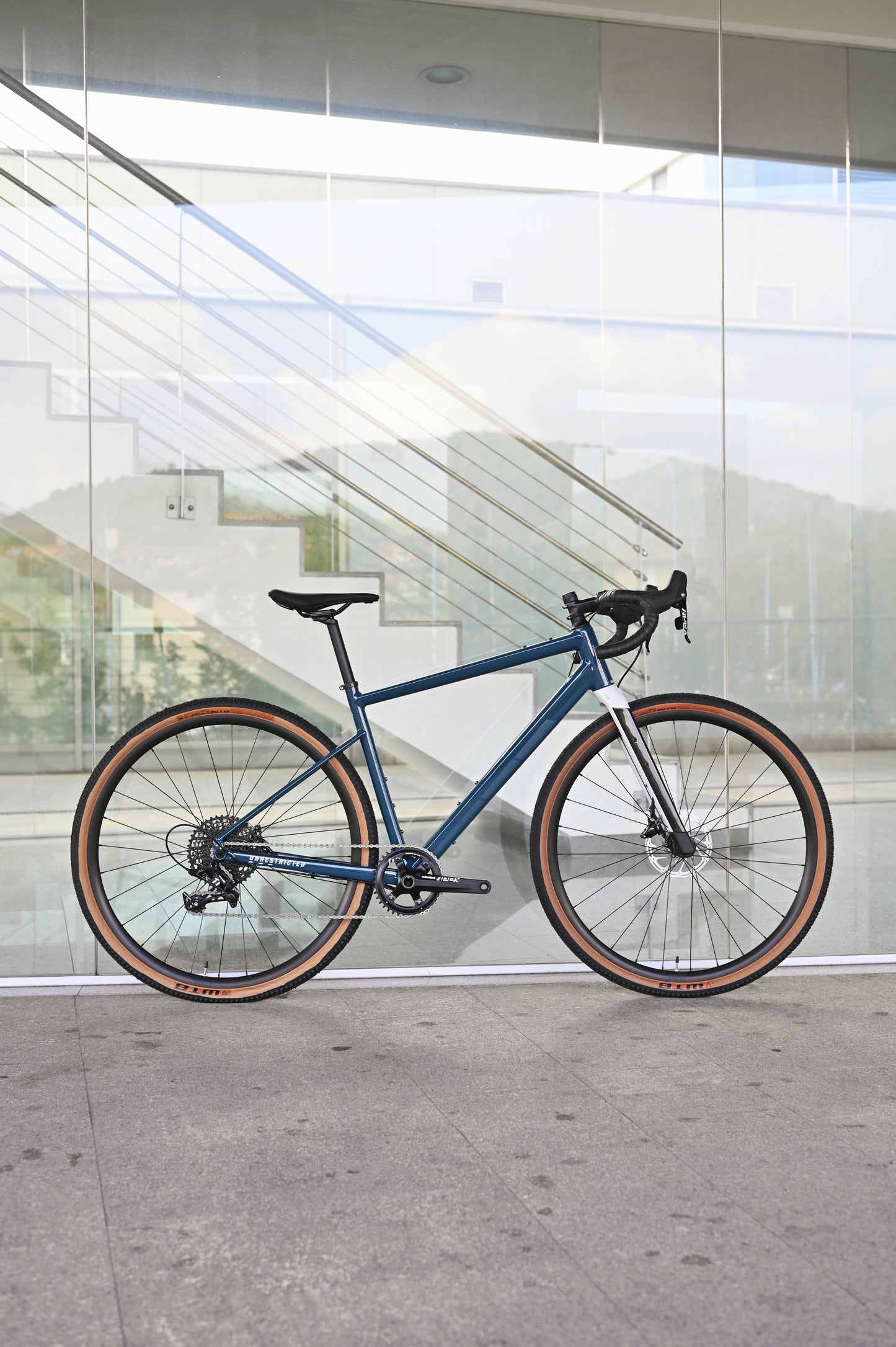 BMC URS AL TWO GREEN - WHITE PETROL - TG M