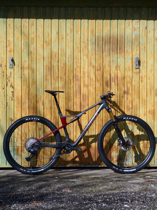 OIZ M-PRO - CHERRY RED - TG L