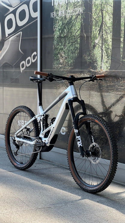 WILD M10 - CUSTOM - TG L